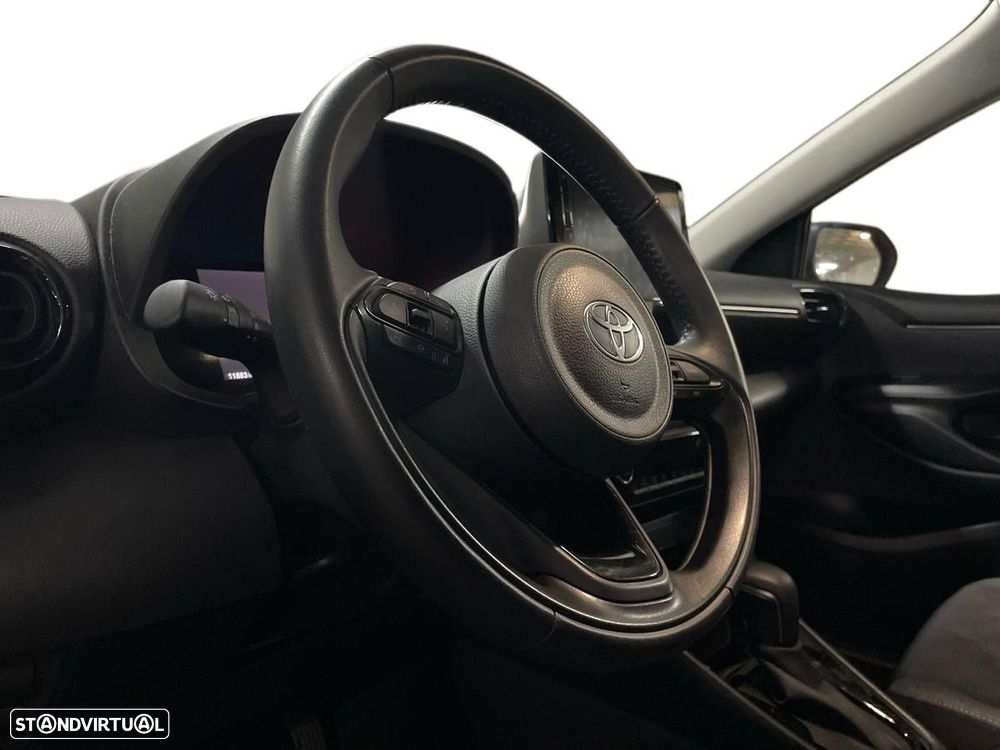 Toyota Yaris - 12