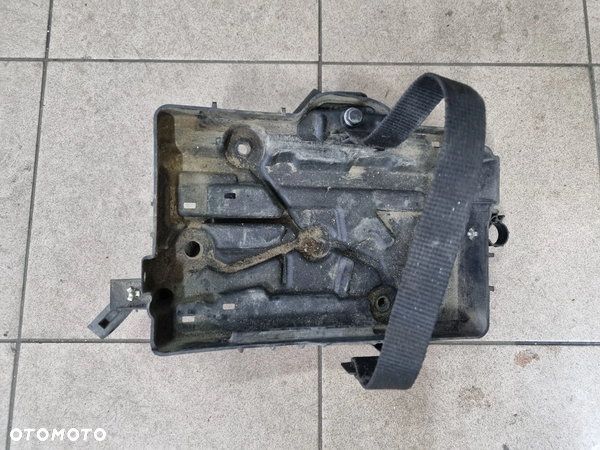 PODSTAWA AKUMULATORA OPEL COMBO D FIAT DOBLO 3 III 10-20r.