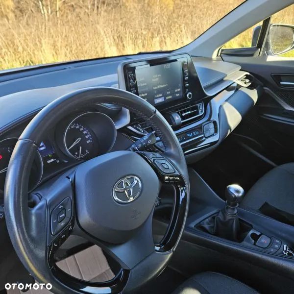 Toyota C-HR 1.2 T Dynamic - 12