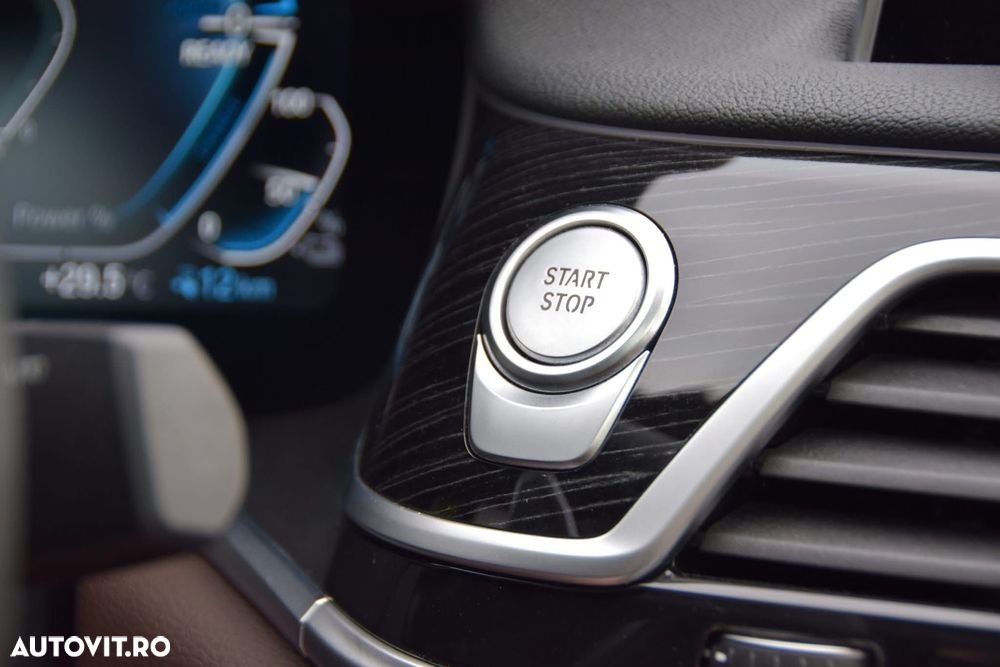 BMW Seria 7 745Le xDrive - 27