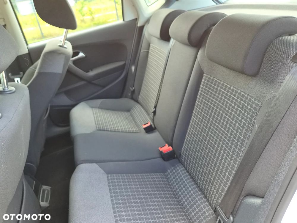 Volkswagen Polo - 19