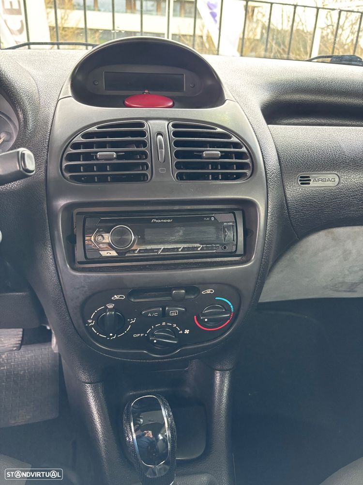 Peugeot 206 1.4 Rolland Garros - 11