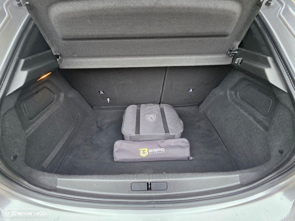 Peugeot e-208 50 kWh Style - 23