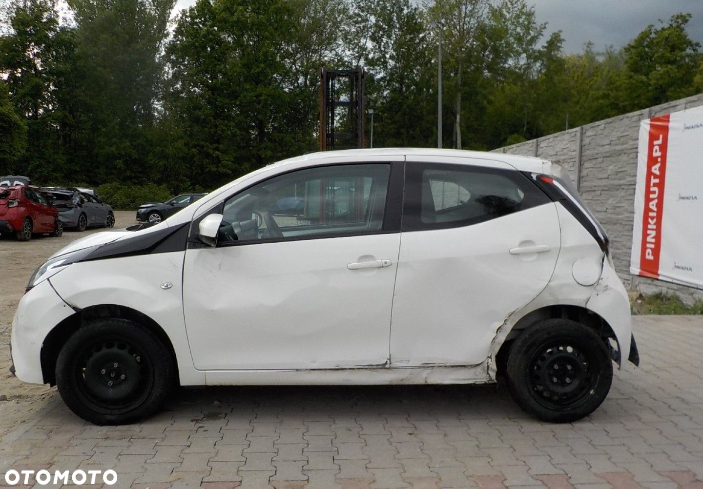 Toyota Aygo x-play - 5