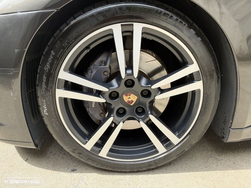Porsche Panamera Platinum Edition - 11