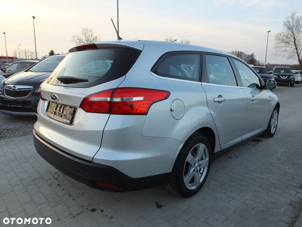 Ford Focus 1.5 TDCi DPF Start-Stopp-System Titanium - 12