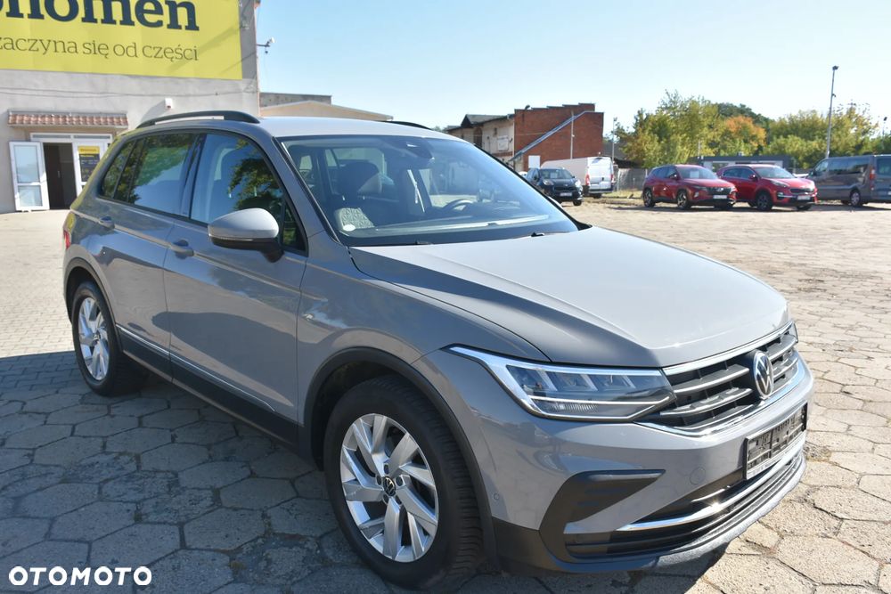 Volkswagen Tiguan - 8