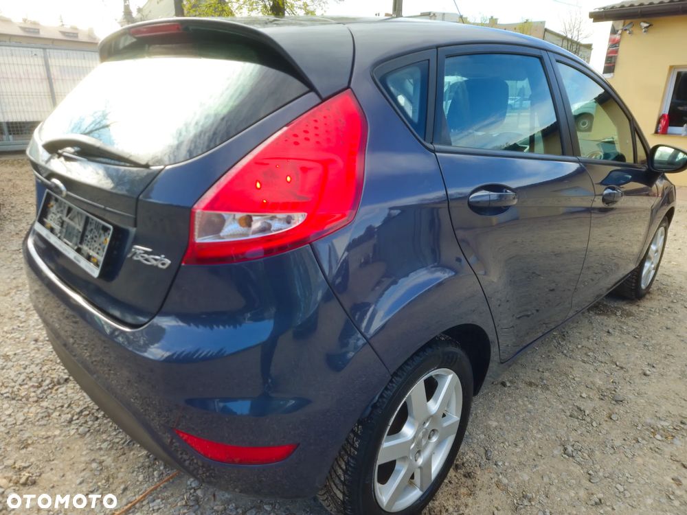 Ford Fiesta 1.25 Celebration - 37