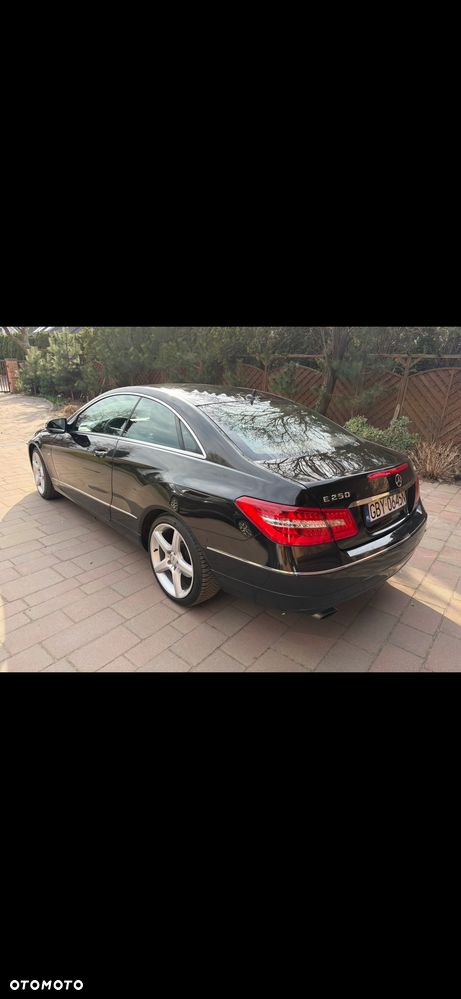 Mercedes-Benz Klasa E 250 CGI BlueEFFICIENCY Automatik Avantgarde - 5