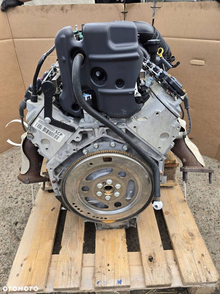 silnik kompletny chevrolet silverado gmc lh6 5.3b 319km nr mag 450228m - 5