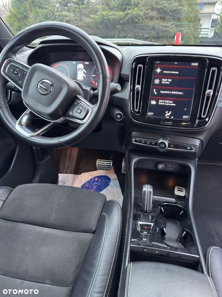 Volvo XC 40 T5 Plug-In Hybrid Plus Dark - 10