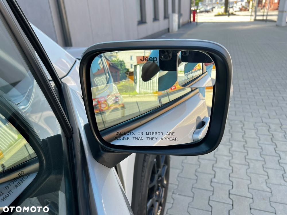 Jeep Renegade - 23