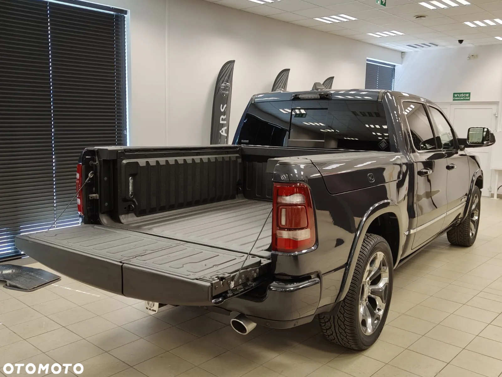 RAM 1500 - 18