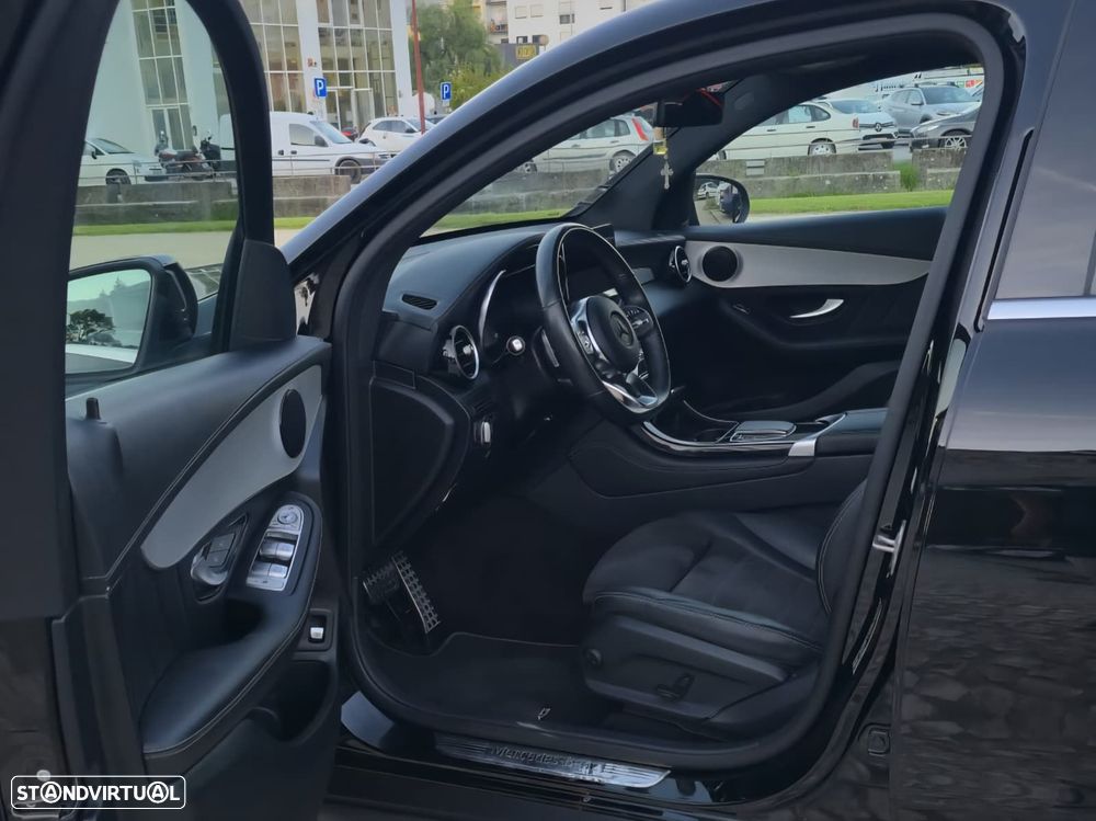 Mercedes-Benz GLC 300 e Coupé 4Matic - 4