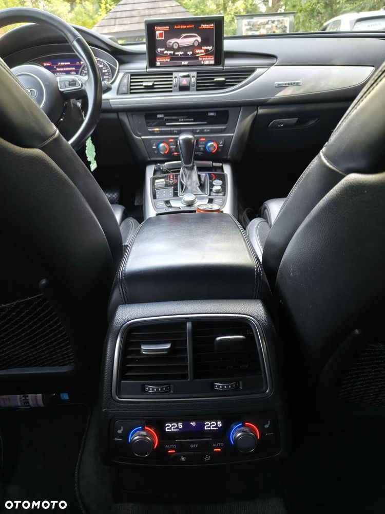 Audi A6 Allroad - 34