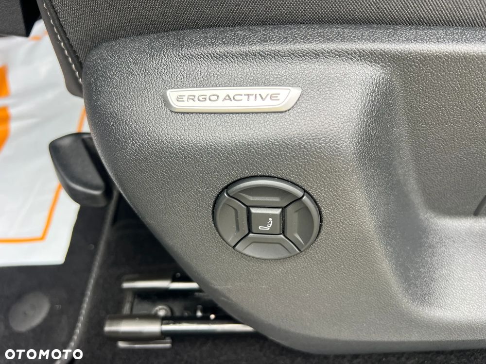 Volkswagen Tiguan - 19