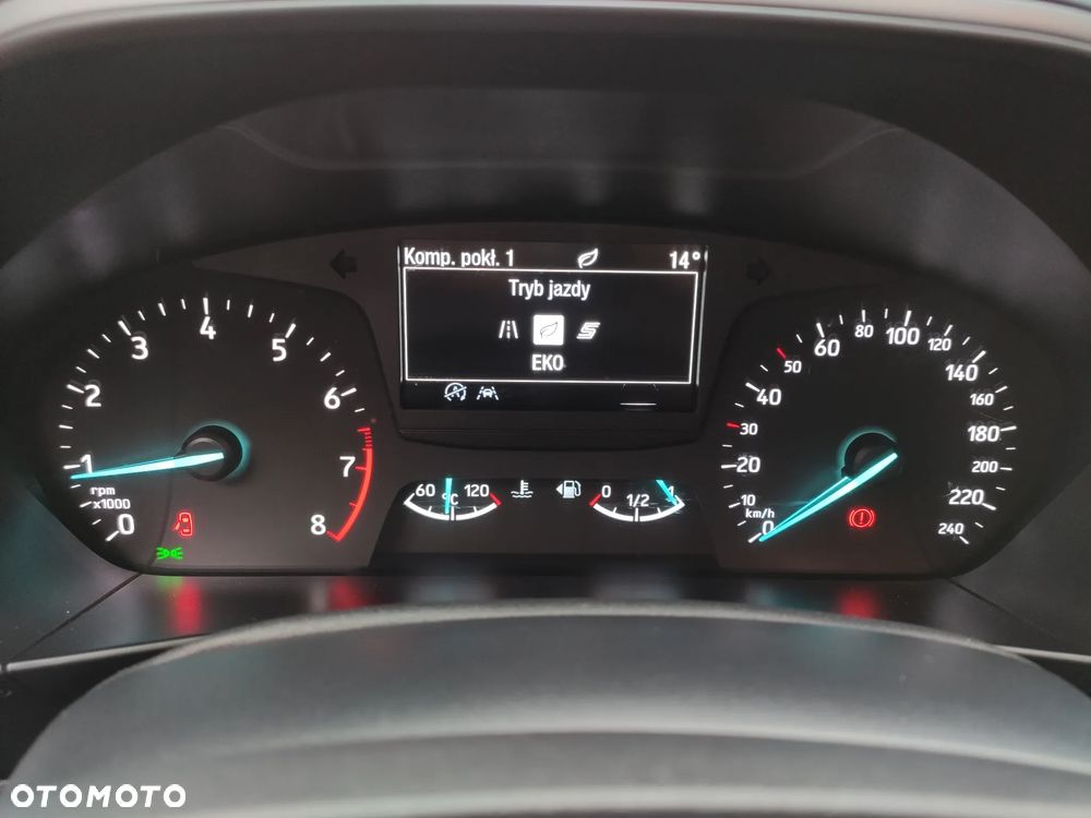Ford Focus 1.0 EcoBoost Trend Edition - 28