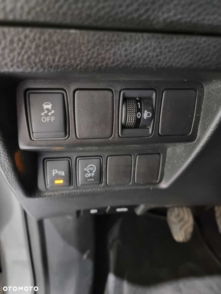 Nissan Qashqai - 24