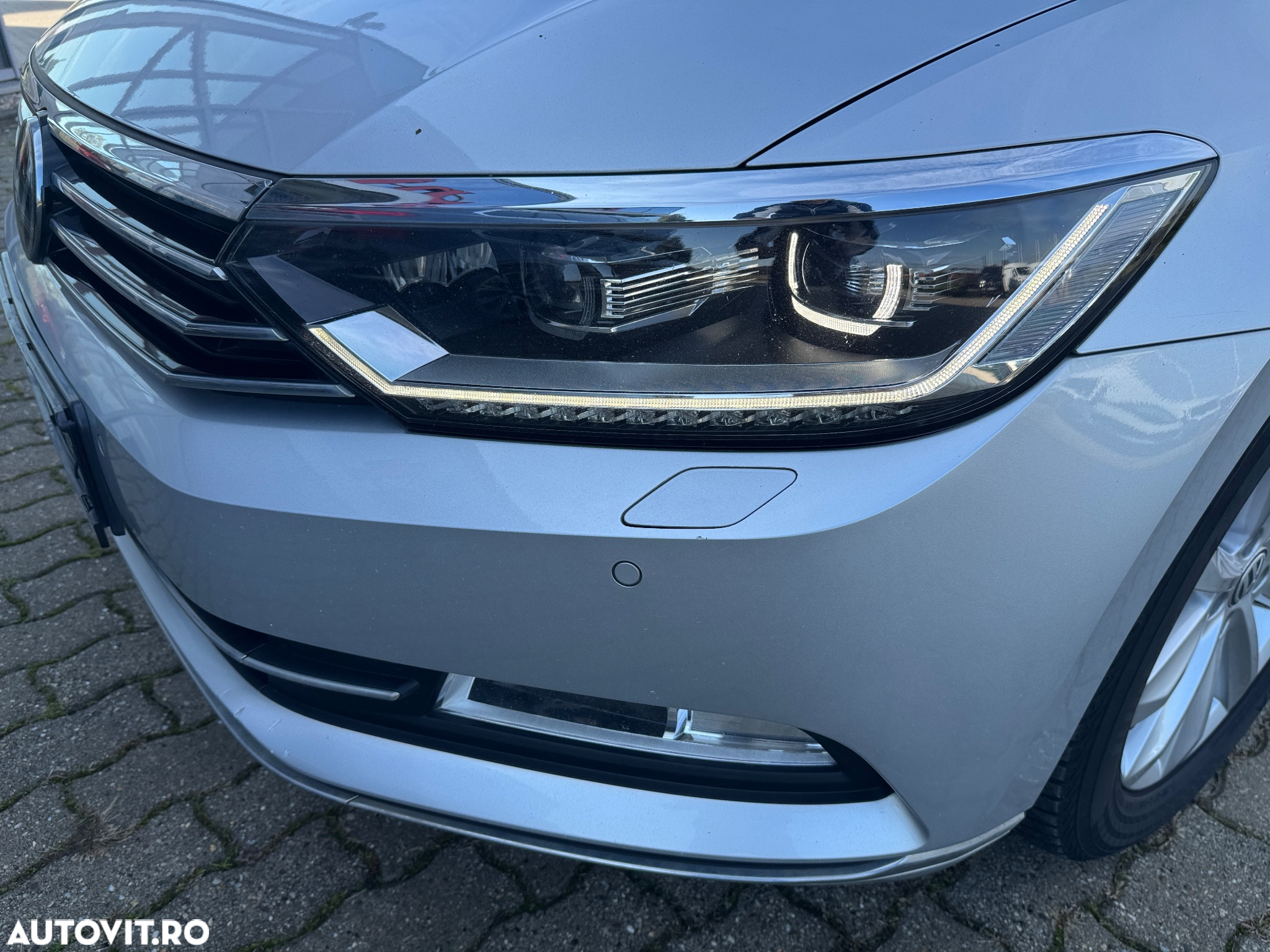 Volkswagen Passat 2.0 TDI DSG 4Motion Highline - 33