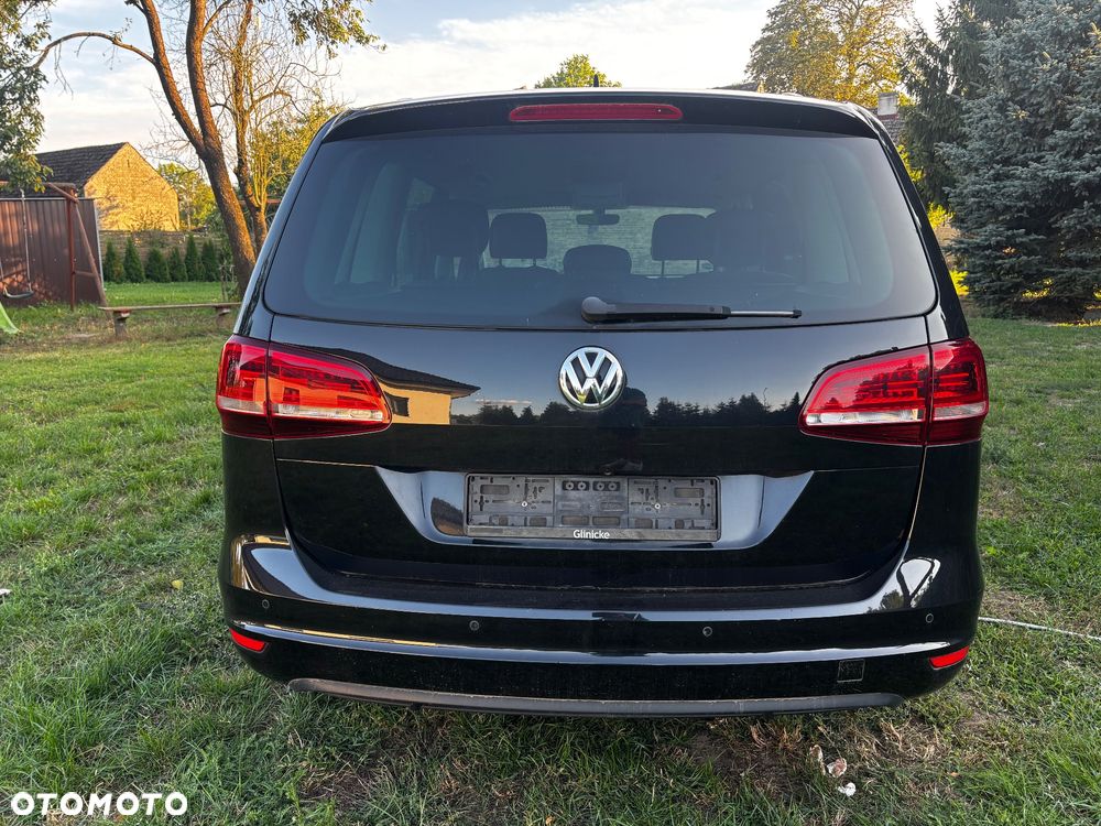 Volkswagen Sharan 2.0 TDI DSG (BlueMotion Technology) Highline - 9