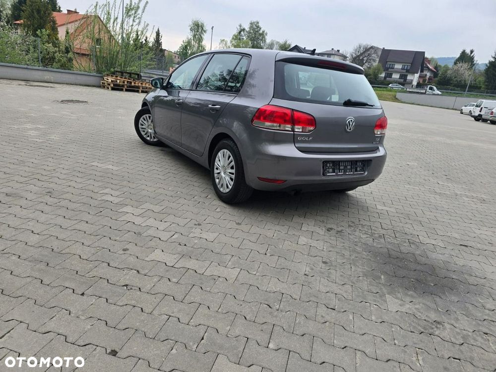 Volkswagen Golf - 4