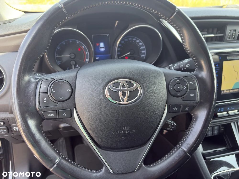 Toyota Auris 1.2 T Selection - 16