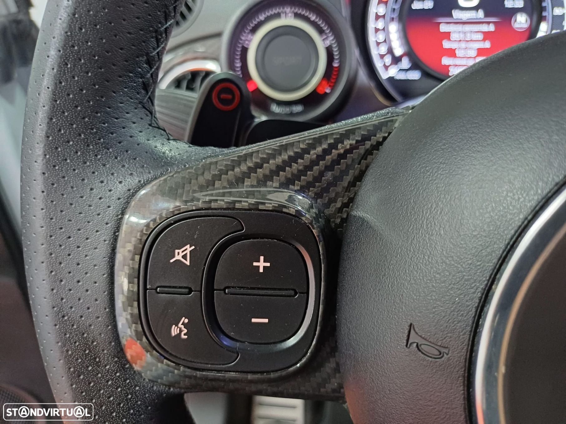 Abarth 595 1.4 T-Jet Competizione - 12