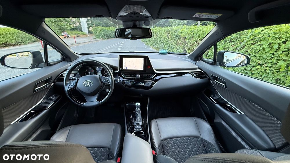 Toyota C-HR 2.0 Hybrid Executive - 10
