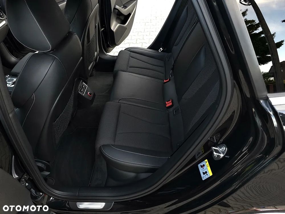 Audi A3 Sportback 2.0 TDI (clean diesel) quattro S tronic S line Sportpaket - 35