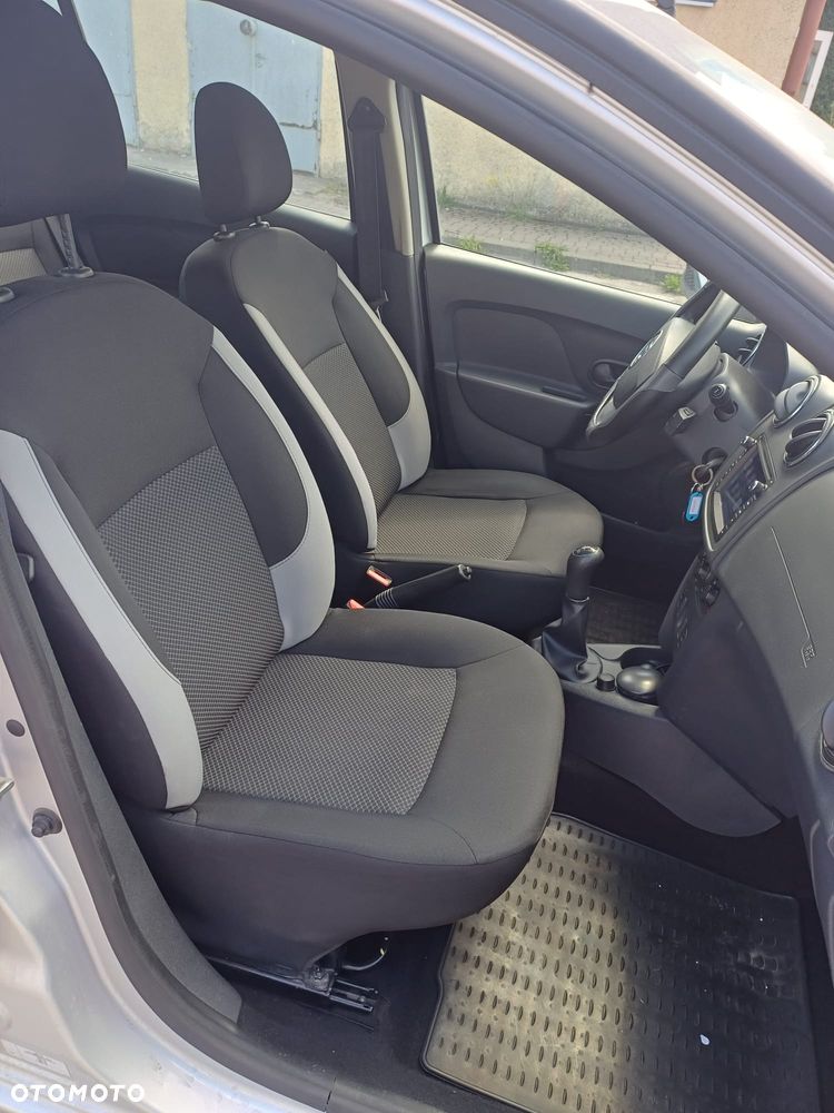 Dacia Sandero 1.2 16V Ambiance - 18