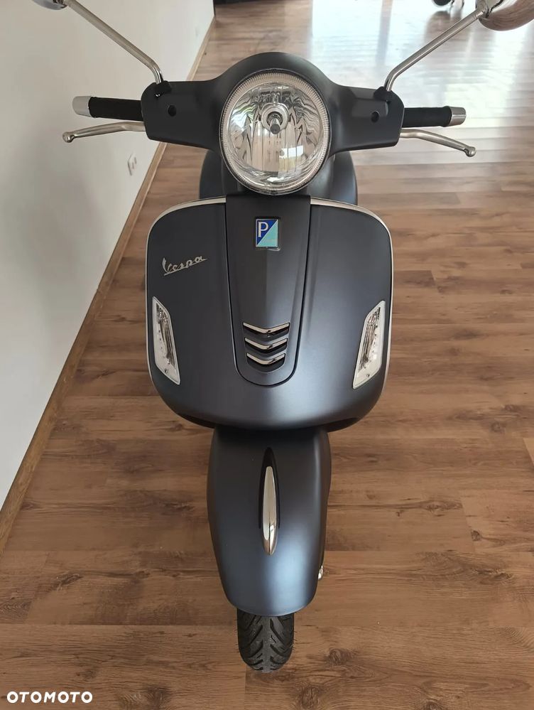 Piaggio Vespa - 8