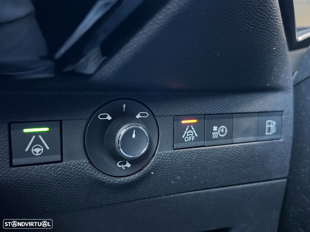 DS DS7 Crossback E-Tense Performance Line EAT8 - 54