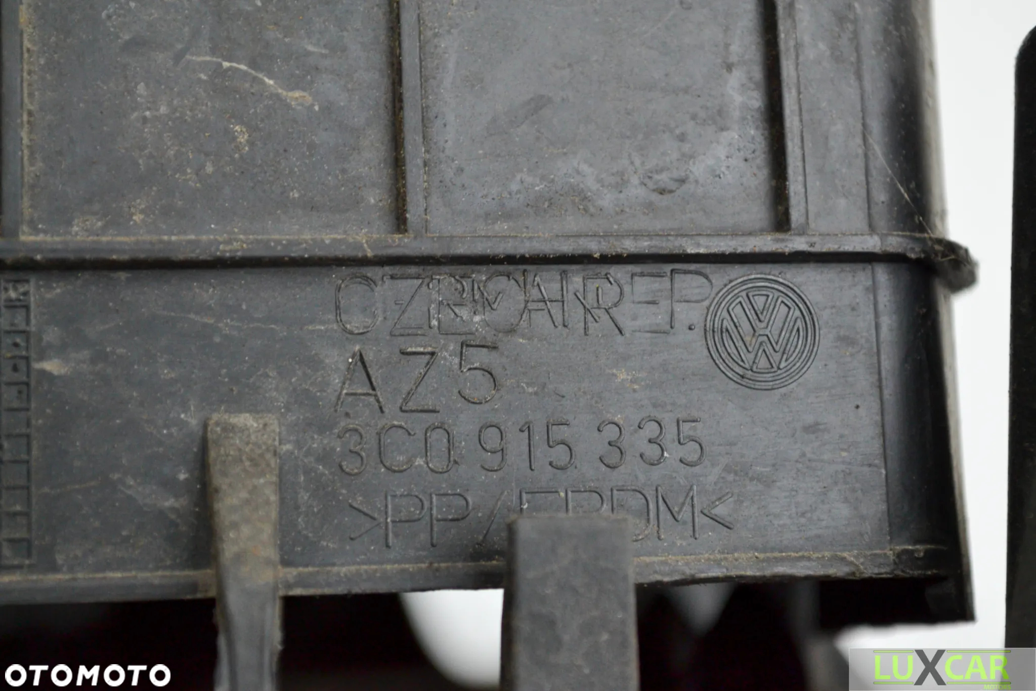 AUDI A3 8P 2.0 TDI OBUDOWA OSŁONA AKUMULATORA SKRZYNKA 3C0915335 GORLICE - 3