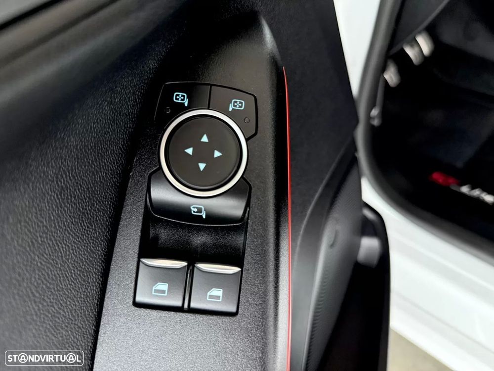 Ford Fiesta 1.0 T EcoBoost STLine - 52