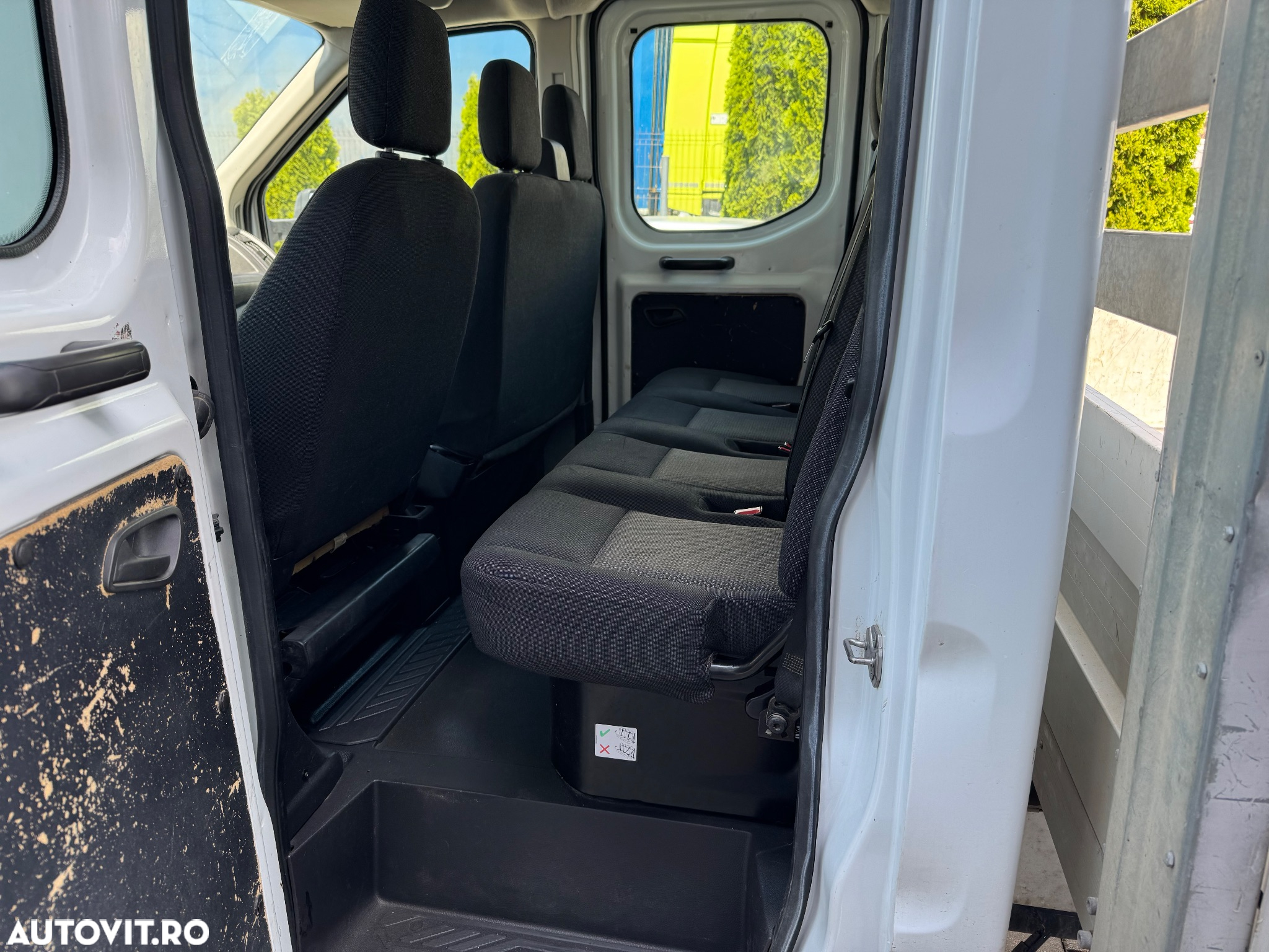 Ford Transit - 11