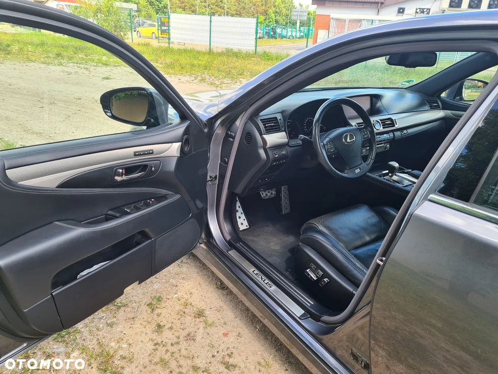 Lexus LS 600h F Sport - 10