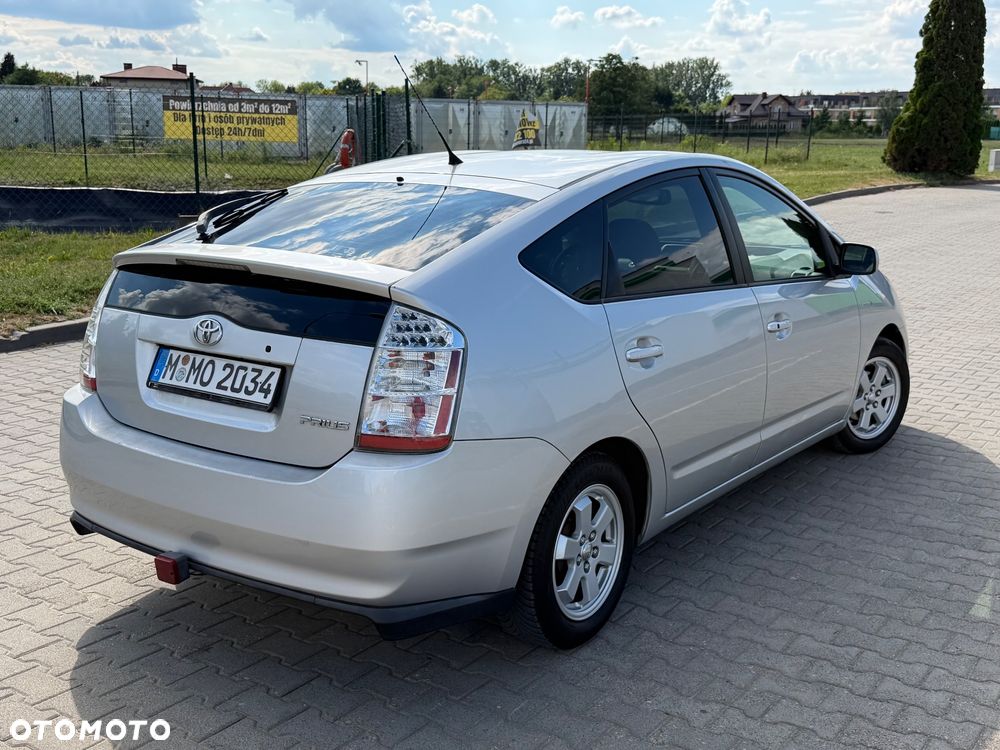 Toyota Prius 1.5 VVT-i Prestige - 5