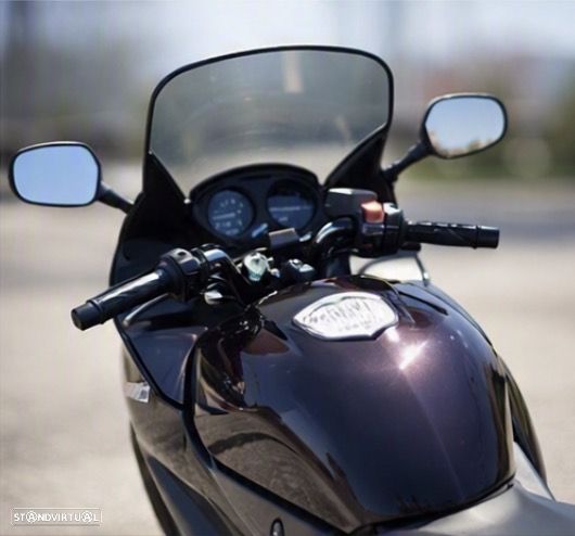 Honda Deauville NT 650 - 4
