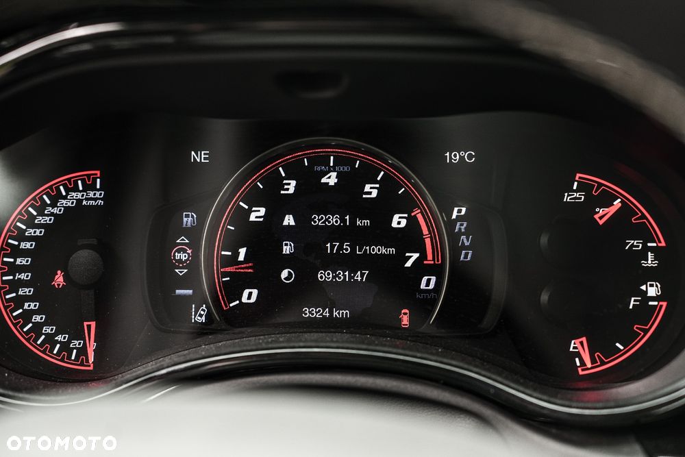Dodge Durango 6.4 SRT - 33