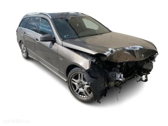 Wszystkie Części do Mercedes S212 / E212 Kombi E350 (642.852) | Kolor 953 - 1