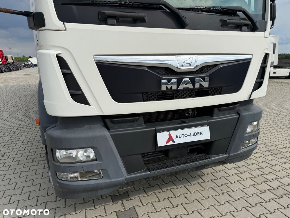 MAN TGM 18.290 / DMC 18 TON / WINDA ZAŁADOWCZA / KONTENER 9,40 M / Z FRANCJI / STAN BDB / / / - 25