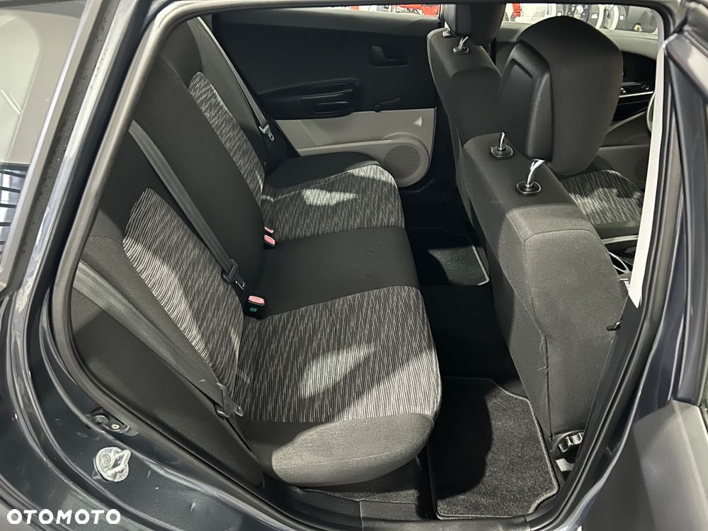 Kia Ceed - 23