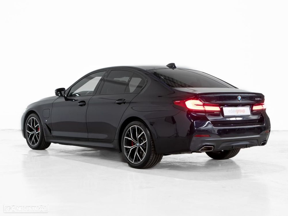 BMW 530 e Pack 50 anos M - 4