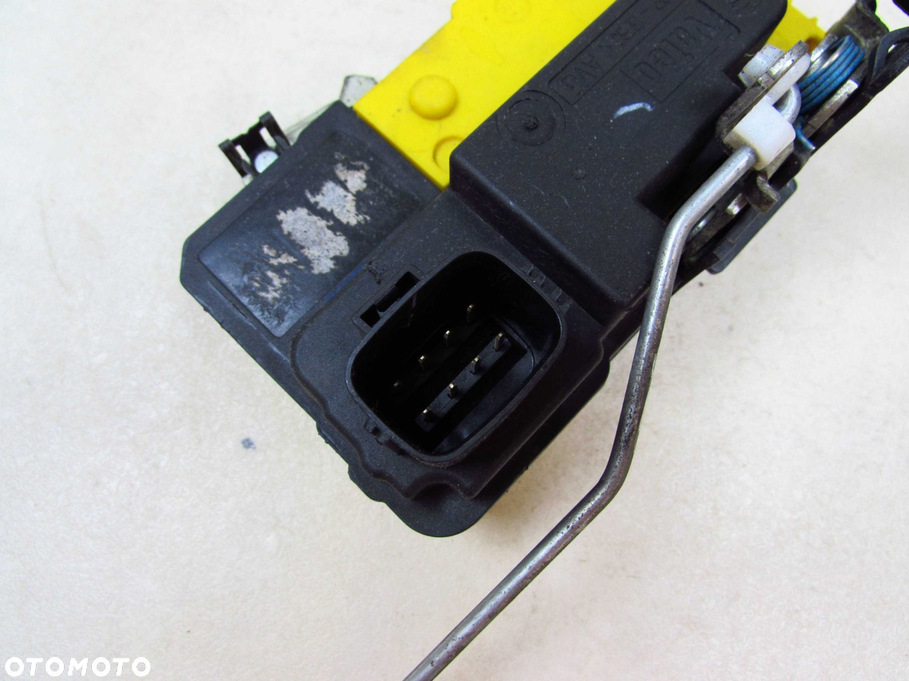 VOLVO S60 V70 XC70 LIFT 04- ZAMEK DRZWI LEWY PRZOD 30699747 8 PIN 31253059 - 12