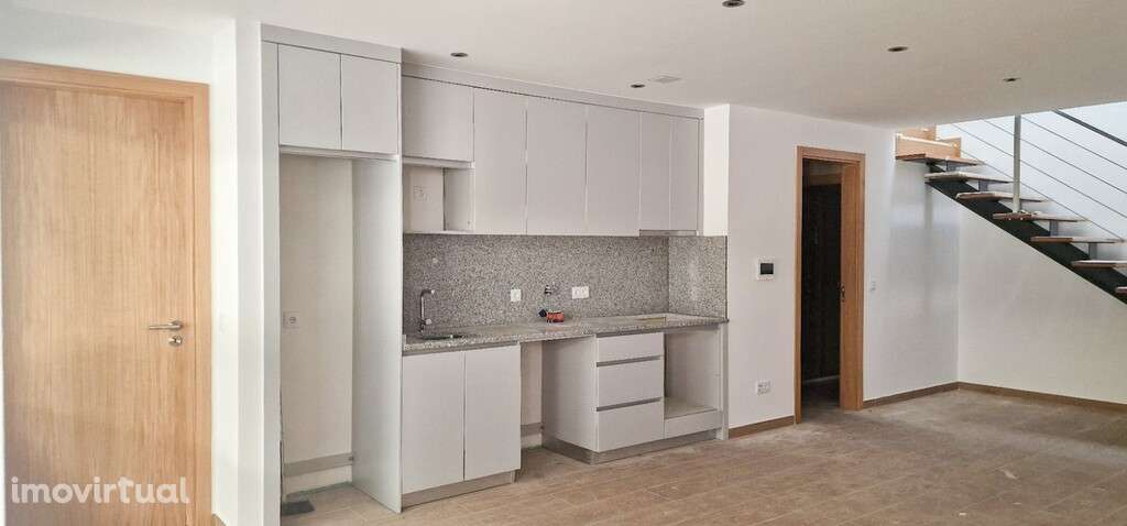 Moradia Geminada V3 - Vieira do Minho - Grande imagem: 3/16