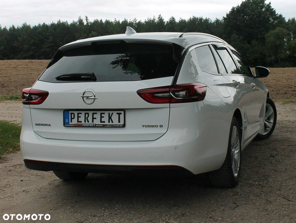 Opel Insignia - 25