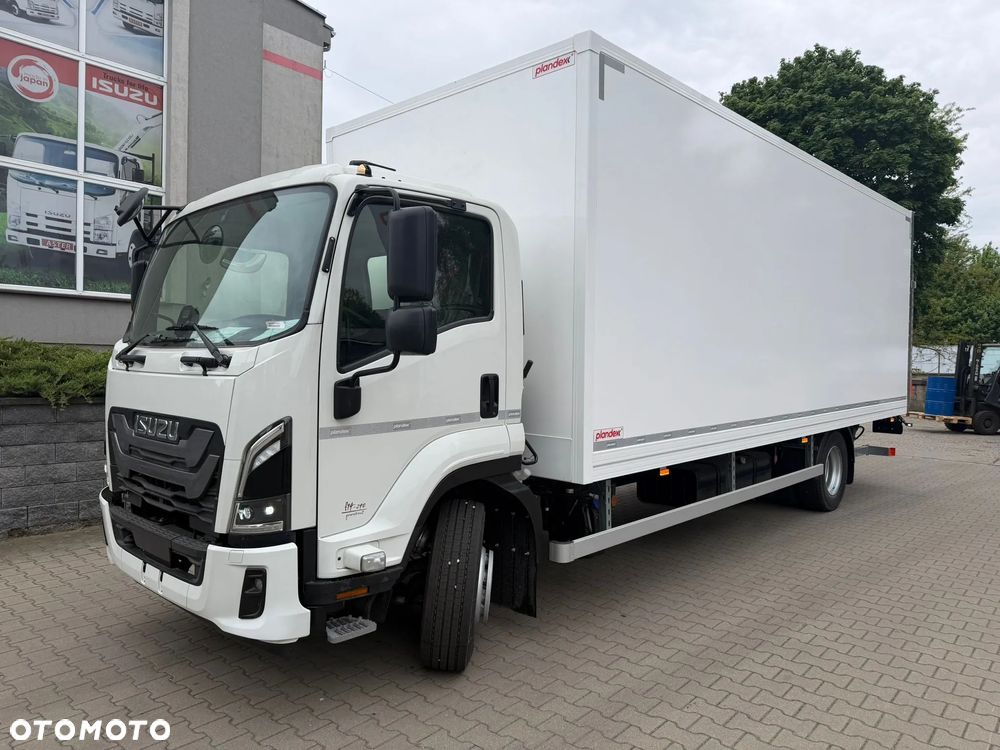 Isuzu F14 - 1