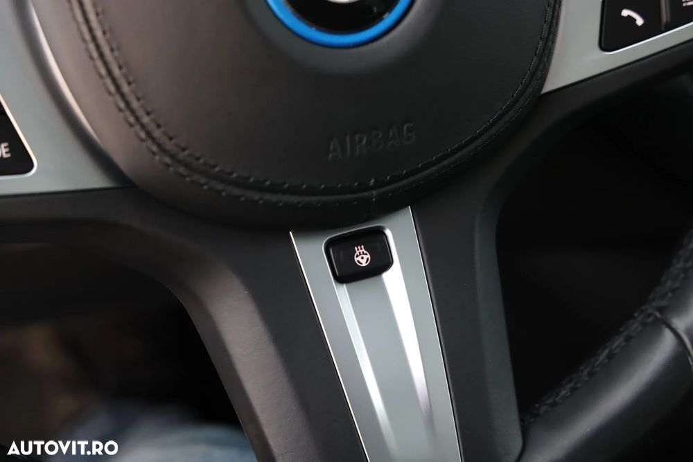BMW Seria 5 530e xDrive Aut. Luxury Line - 15