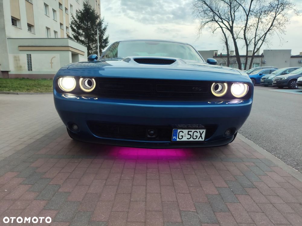 Dodge Challenger 5.7 R/T - 2