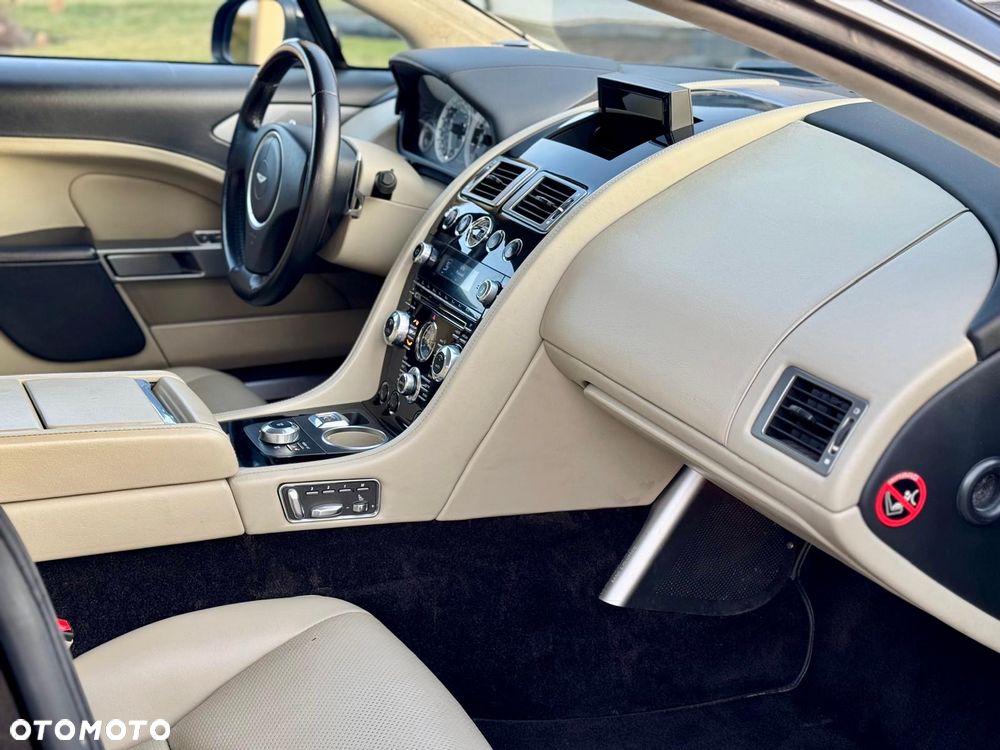 Aston Martin Rapide Standard - 15